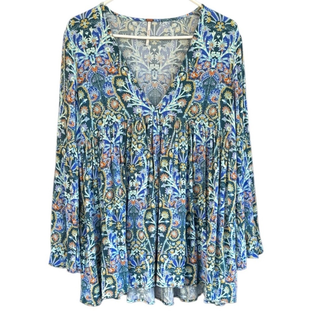 Like New Free People Flare Sleeve Tunic Top
Floral Generous Small